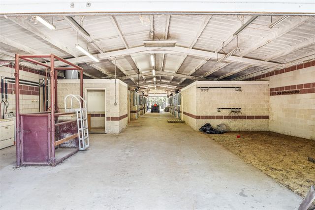 6586 Lone Star Lane, Aubrey, TX 76227