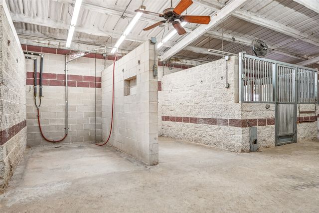 6586 Lone Star Lane, Aubrey, TX 76227
