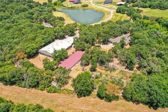 6586 Lone Star Lane, Aubrey, TX 76227