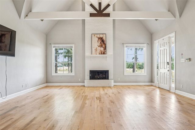 6586 Lone Star Lane, Aubrey, TX 76227
