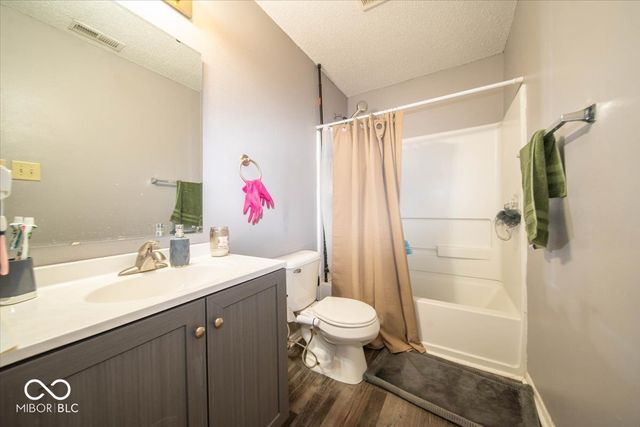 2897 Sentiment Lane, Greenwood, IN 46143
