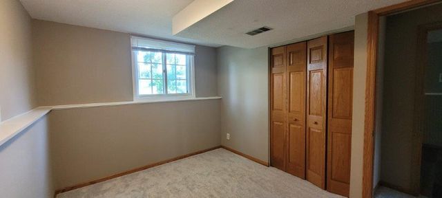 8496 Harkness Road S, Cottage Grove, MN 55016