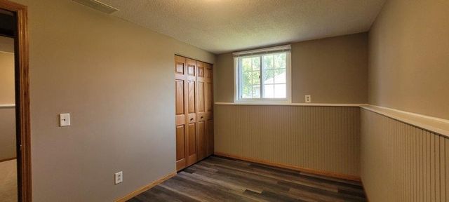 8496 Harkness Road S, Cottage Grove, MN 55016