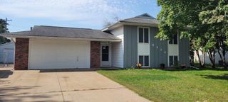8496 Harkness Road S, Cottage Grove, MN 55016