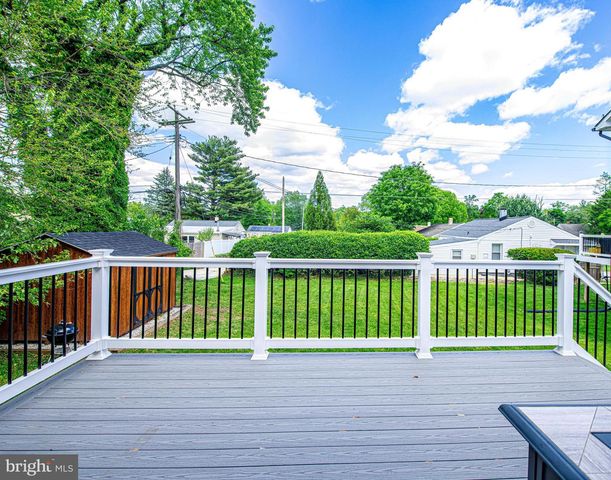 703 HOWARD RD, Pikesville, MD 21208