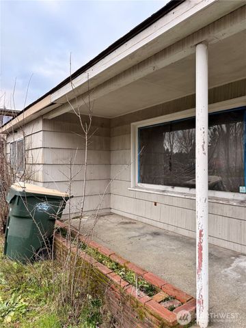 110 SE X Street, Tumwater, WA 98501