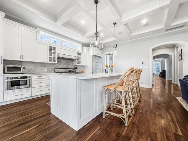 2615 N Paulina Street, Chicago, IL 60614