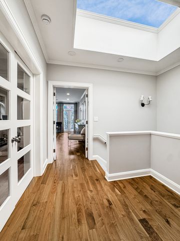 2615 N Paulina Street, Chicago, IL 60614