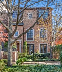 2615 N Paulina Street, Chicago, IL 60614