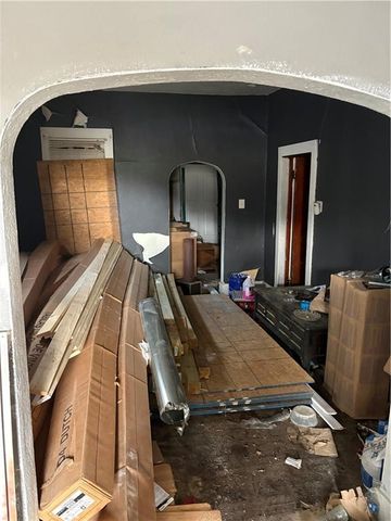 3010 S 19th Street, St Joseph, MO 64503