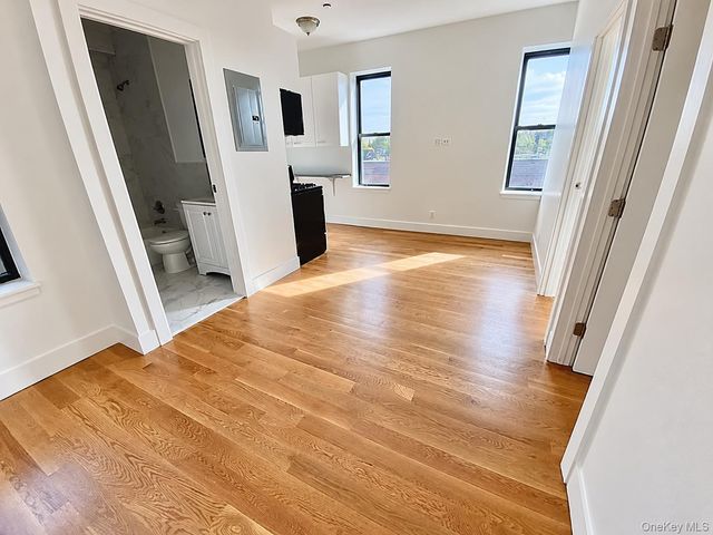 28-56 47th Street 3F, Astoria, NY 11103