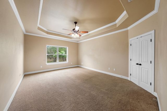 130 Rhum Rd, Kerrville, TX 78028