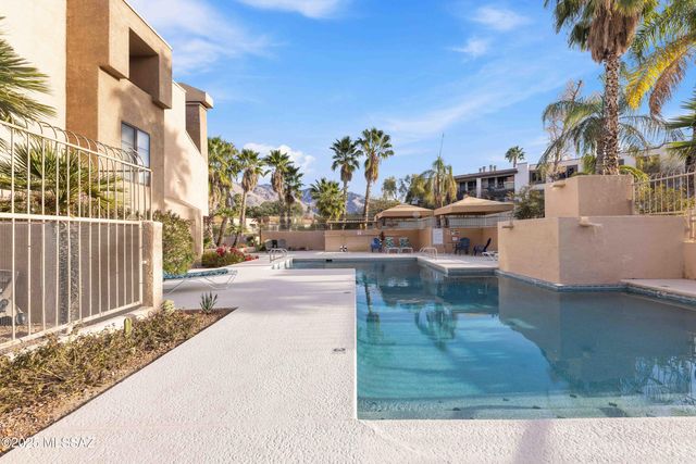 5675 N Camino Esplendora Apt 1103, Tucson, AZ 85718