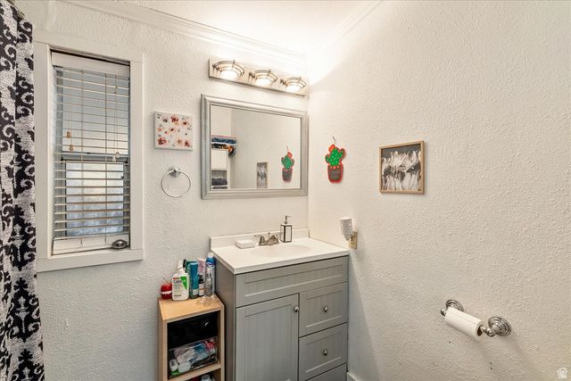 1181 E DEL RIO ST, Holladay, UT 84117