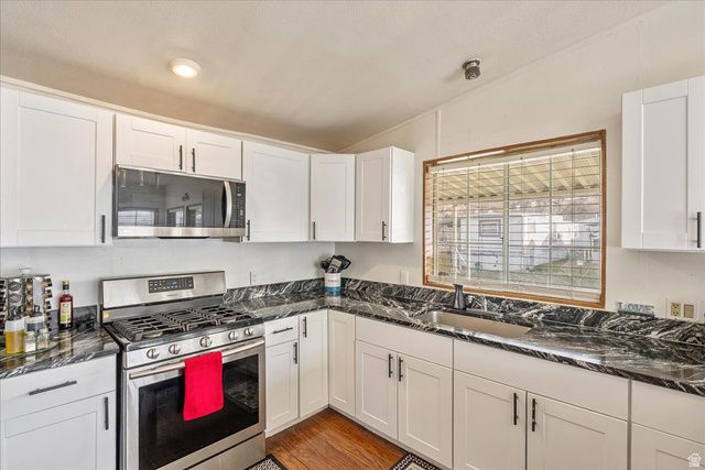 1181 E DEL RIO ST, Holladay, UT 84117