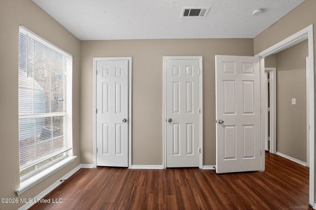 5528 Tiki, 5528, Jackson, MS 39212