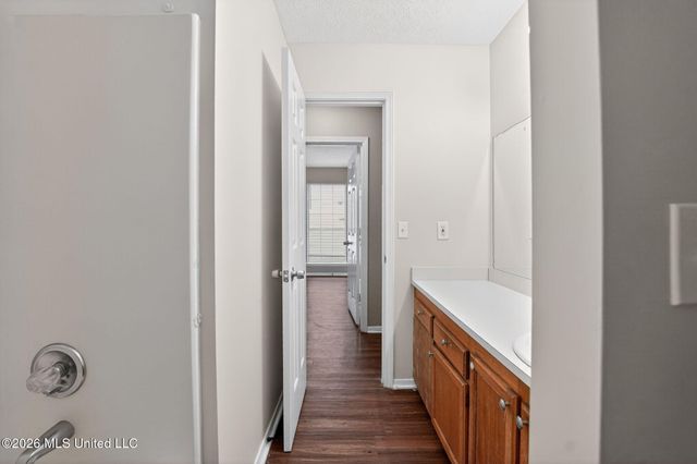 5528 Tiki, 5528, Jackson, MS 39212
