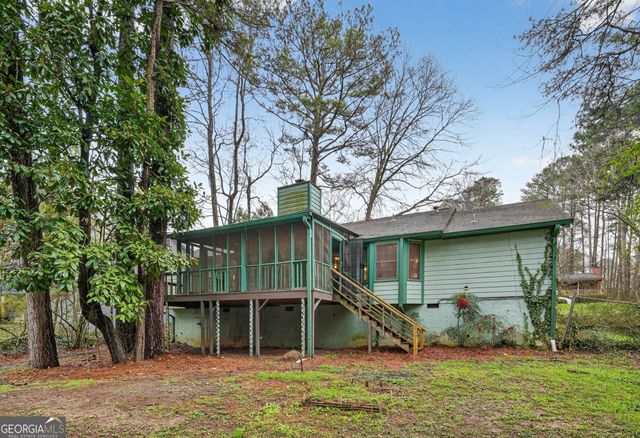 4064 Chedworth Way, Stone Mountain, GA 30083