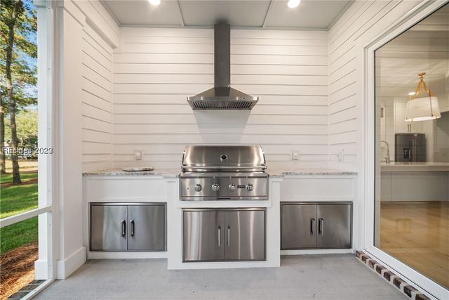 304 Farnsleigh Ave, Bluffton, SC 29910