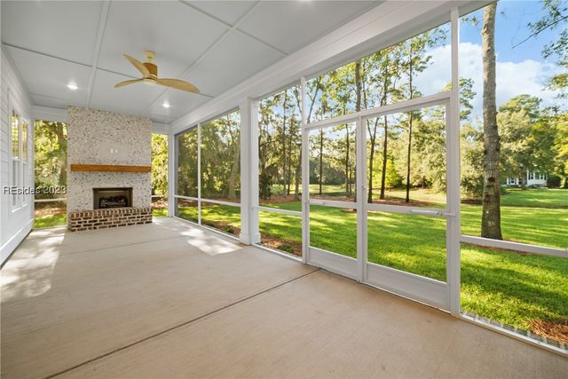 304 Farnsleigh Ave, Bluffton, SC 29910