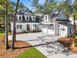 304 Farnsleigh Ave, Bluffton, SC 29910