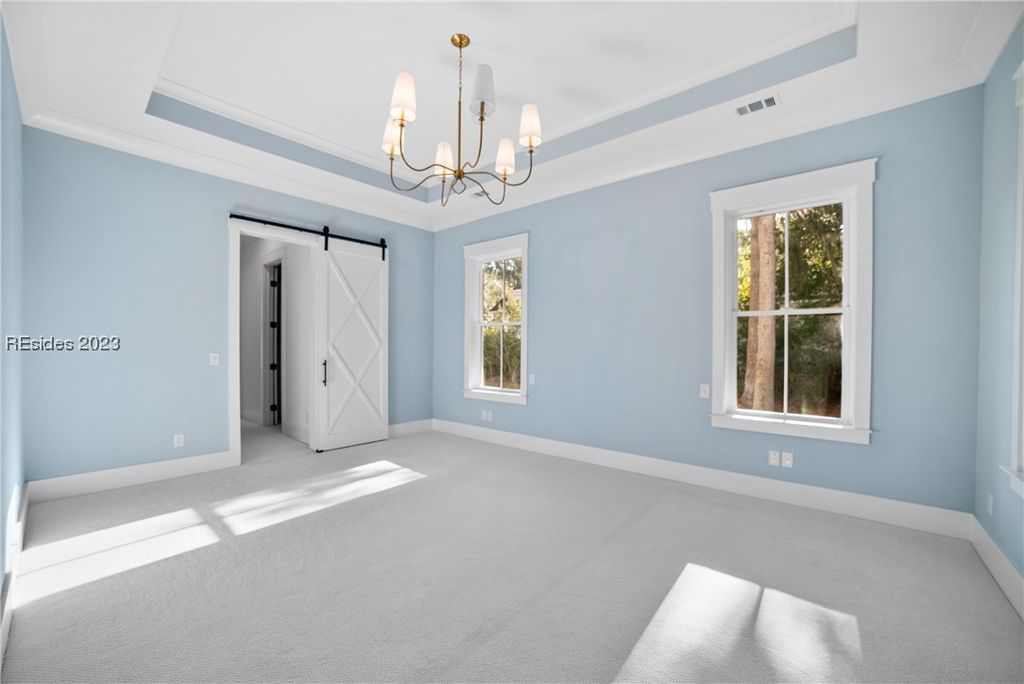 Image 18 of property listing at 304 Farnsleigh Ave, Bluffton, SC 29910