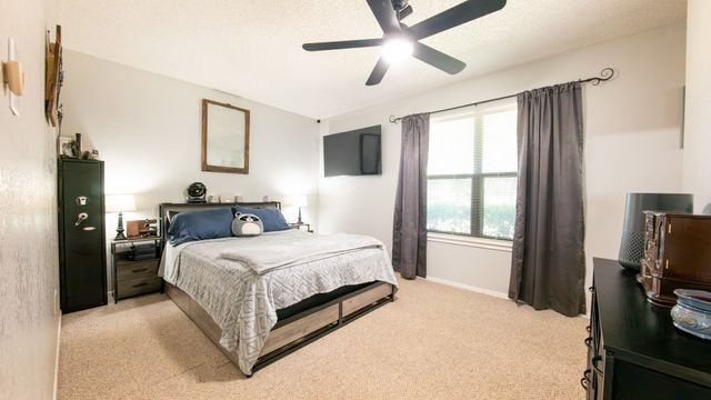 109 S Shaw Street, Tom Bean, TX 75489