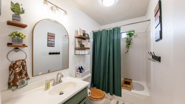 109 S Shaw Street, Tom Bean, TX 75489
