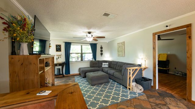 109 S Shaw Street, Tom Bean, TX 75489