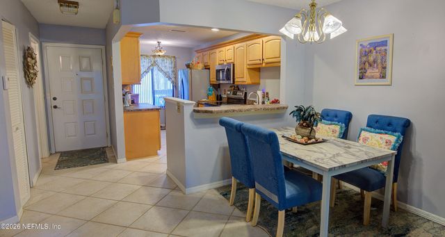 7623 BAYMEADOWS Circle W 2014, Jacksonville, FL 32256