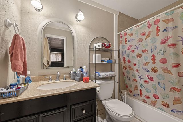 11303 Riderwood Drive, Houston, TX 77099