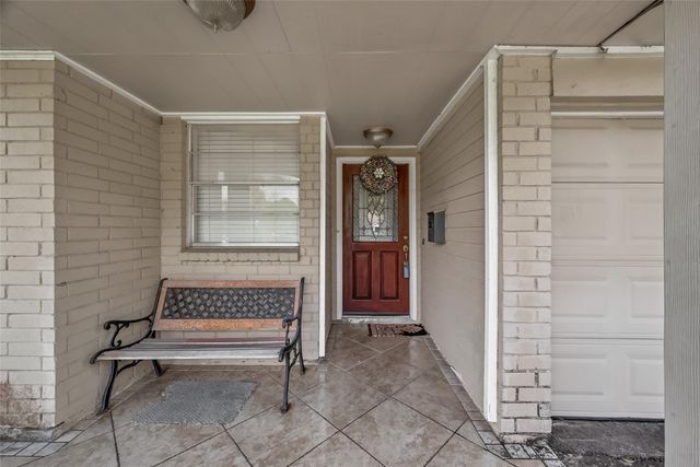 11303 Riderwood Drive, Houston, TX 77099