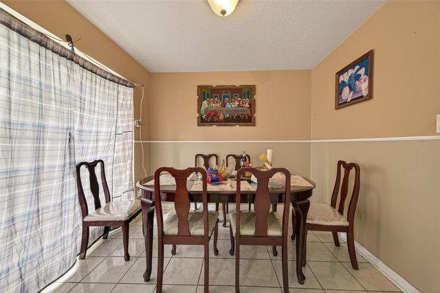 11303 Riderwood Drive, Houston, TX 77099