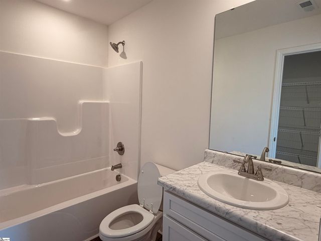 234 Kahlen Court, Piedmont, SC 29673