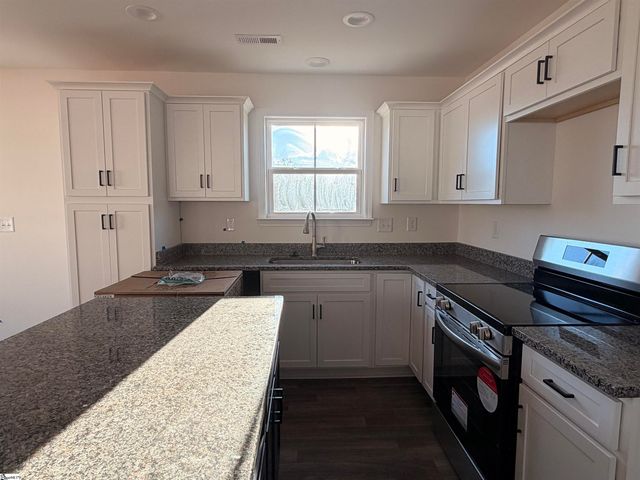 234 Kahlen Court, Piedmont, SC 29673