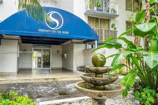 1740 NW N River Dr 419, Miami, FL 33125