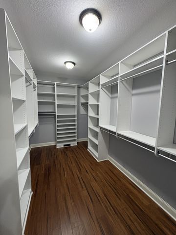 156 Copperstone Dr, Clarksville, TN 37043