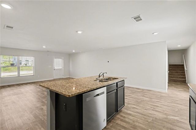 6506 Beaver Creek Trail, Atlanta, GA 30349