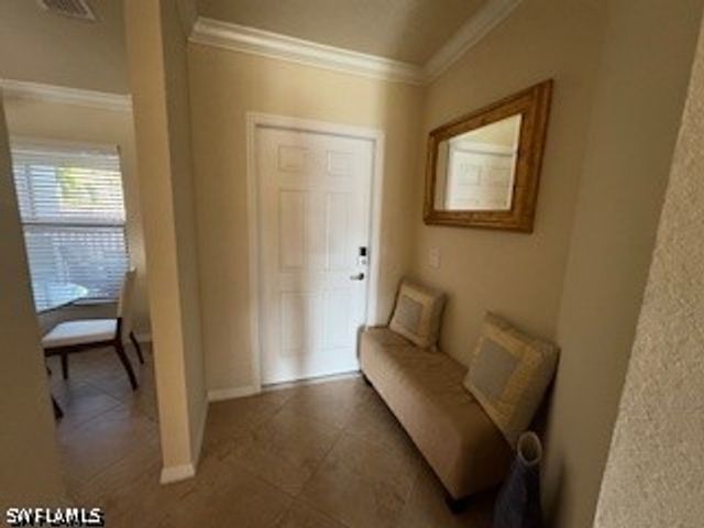 9844 Venezia CIR 721, Naples, FL 34113