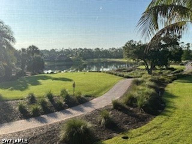9844 Venezia CIR 721, Naples, FL 34113