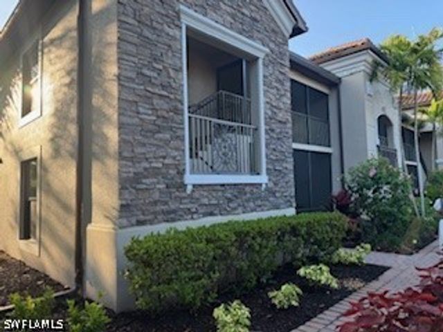 9844 Venezia CIR 721, Naples, FL 34113