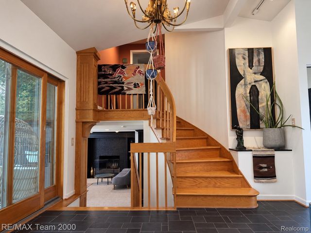 4789 Pickering Road, Bloomfield Charter Township, MI 48301