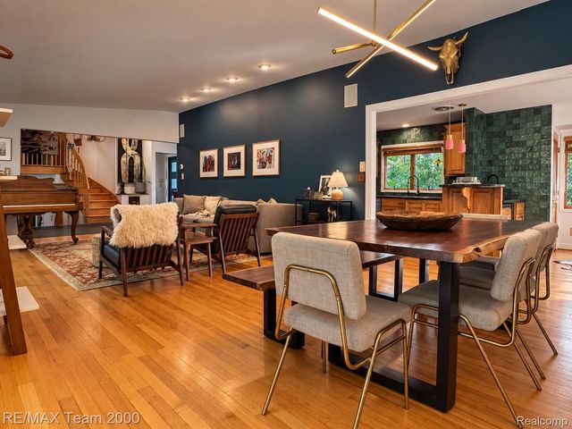 4789 Pickering Road, Bloomfield Charter Township, MI 48301