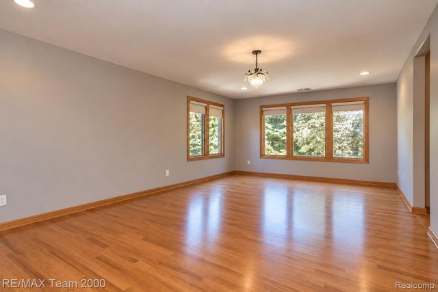 4789 Pickering Road, Bloomfield Charter Township, MI 48301