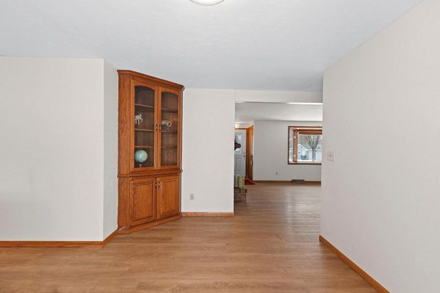 1360 GLEN ROAD, Ashwaubenon, WI 54313