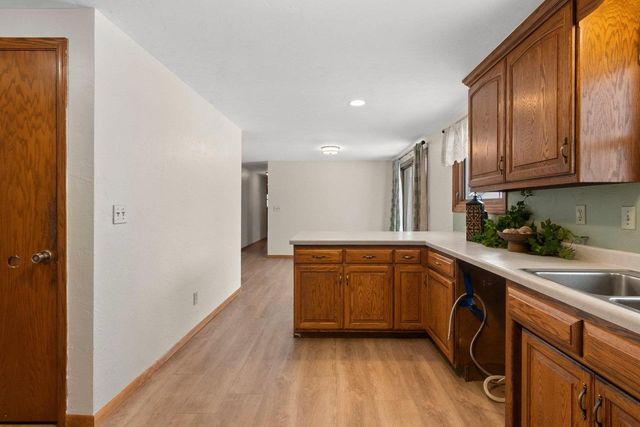 1360 GLEN ROAD, Ashwaubenon, WI 54313