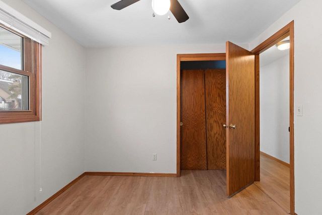 1360 GLEN ROAD, Ashwaubenon, WI 54313