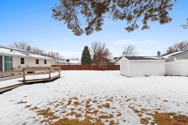 1360 GLEN ROAD, Ashwaubenon, WI 54313