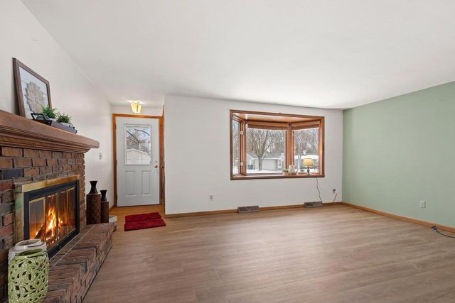 1360 GLEN ROAD, Ashwaubenon, WI 54313