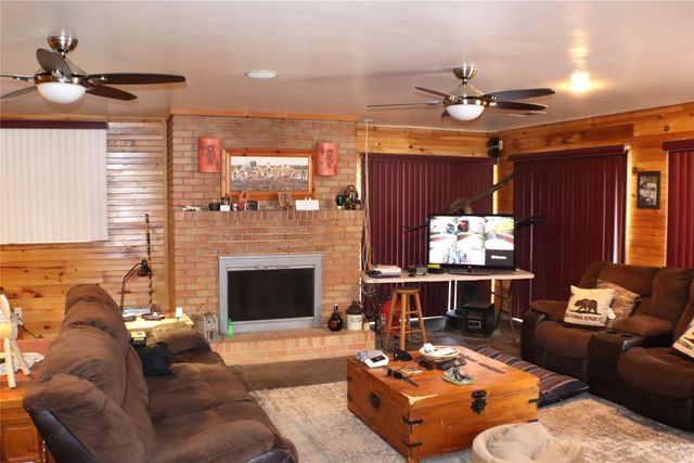 10853 Lakeside Drive, Quinlan, TX 75474